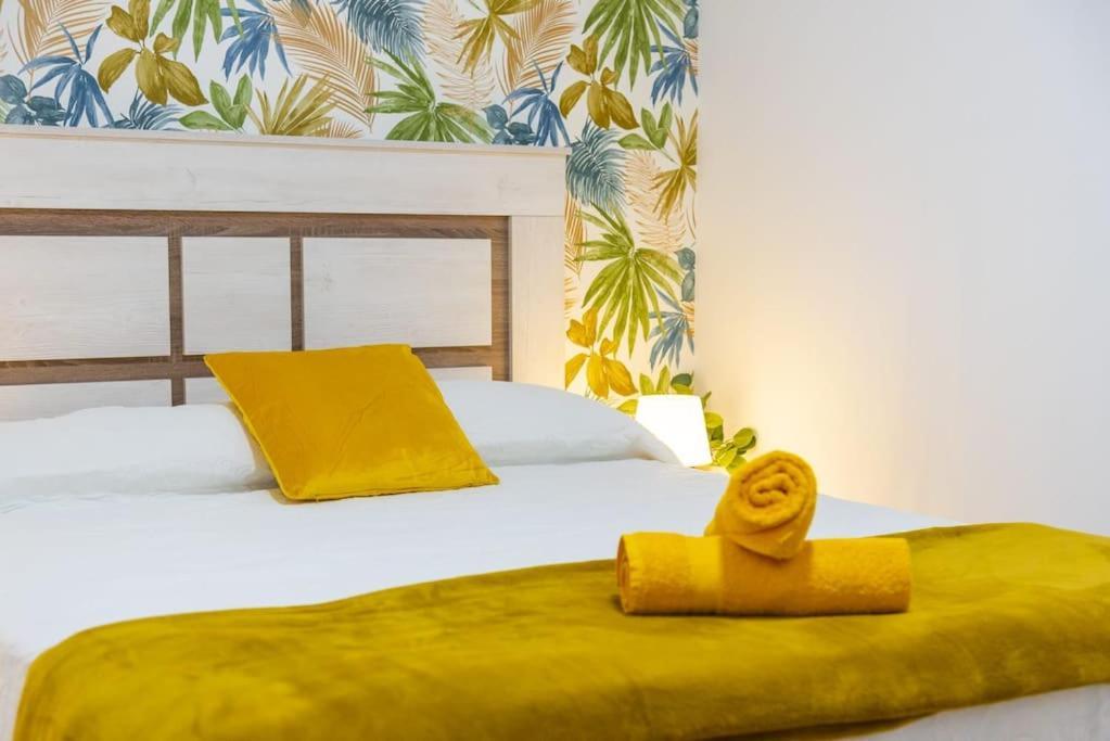 Luxury With Sea View, Heated Pool Villa