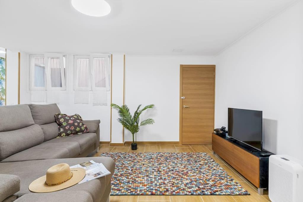 Luxury With Sea View, Heated Pool * Arona (Tenerife)